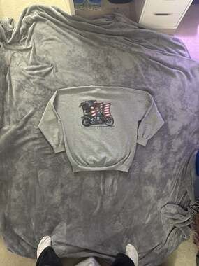 Vintage Gildan Ultra Blend Grey Motorcycle Graphic Crewneck Sweatshirt XL